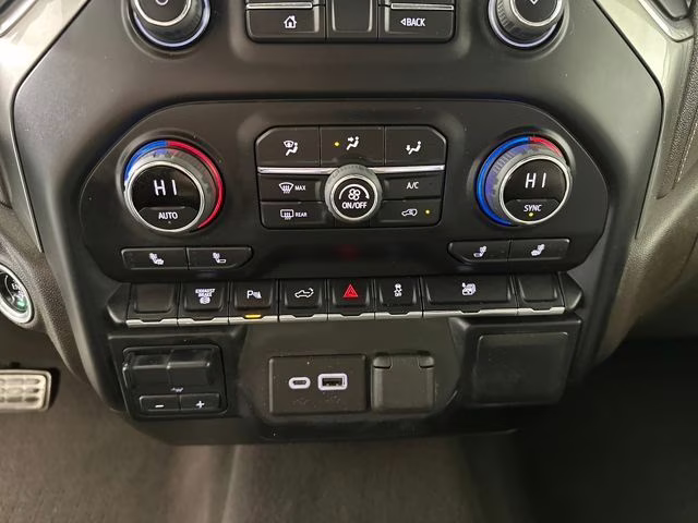 2022 Mosaic Black Metallic Chevrolet Silverado 3500HD LT 4X4 Truck