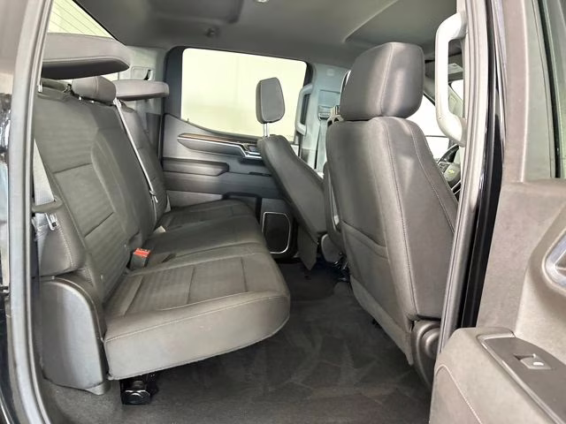 2022 Black Chevrolet Silverado 1500 LT 4X4 Truck