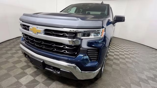 2023 Northsky Blue Metallic Chevrolet Silverado 1500 LT 4X4 Truck