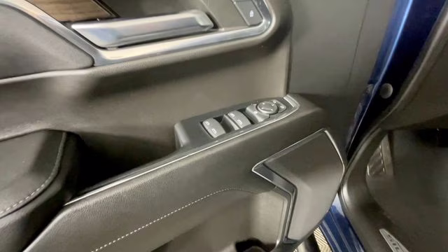 2023 Northsky Blue Metallic Chevrolet Silverado 1500 LT 4X4 Truck
