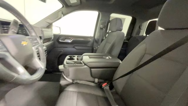 2023 Northsky Blue Metallic Chevrolet Silverado 1500 LT 4X4 Truck