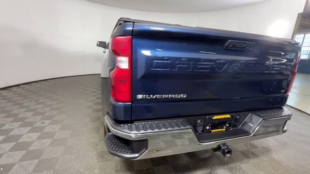 2023 Northsky Blue Metallic Chevrolet Silverado 1500 LT 4X4 Truck