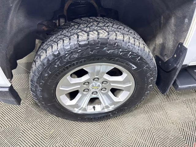 2018 Summit White Chevrolet Silverado 1500 LT 4X4 Truck