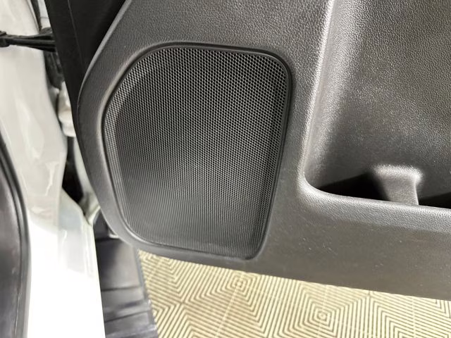 2018 Summit White Chevrolet Silverado 1500 LT 4X4 Truck