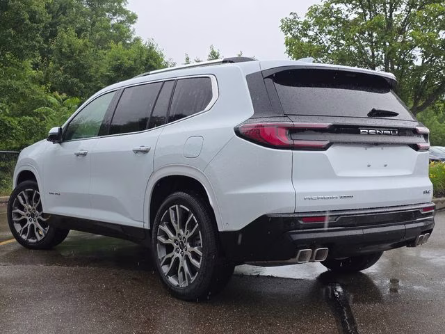 2026 Glacier White Tricoat GMC Acadia Denali Ultimate AWD SUV