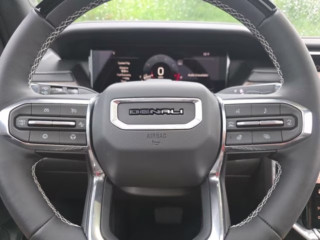 2026 Glacier White Tricoat GMC Acadia Denali Ultimate AWD SUV