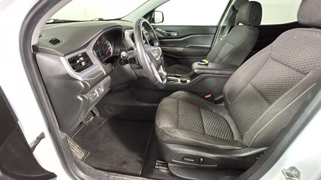 2017 Summit White GMC Acadia SLE-2 FWD SUV