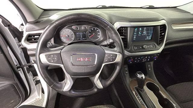2017 Summit White GMC Acadia SLE-2 FWD SUV