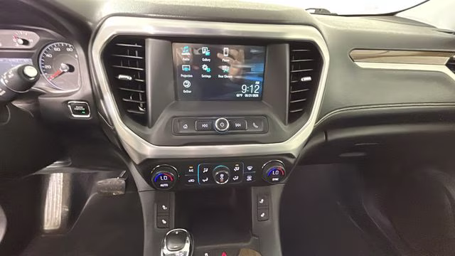 2017 Summit White GMC Acadia SLE-2 FWD SUV