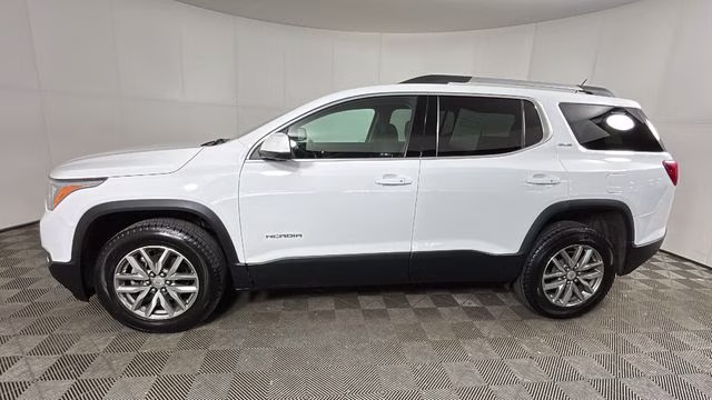 2017 Summit White GMC Acadia SLE-2 FWD SUV