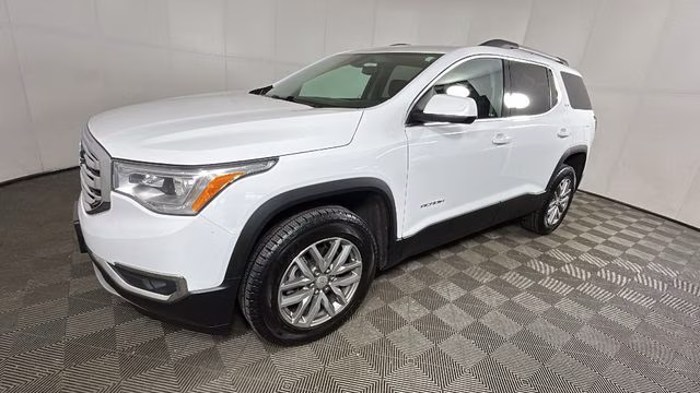 2017 Summit White GMC Acadia SLE-2 FWD SUV