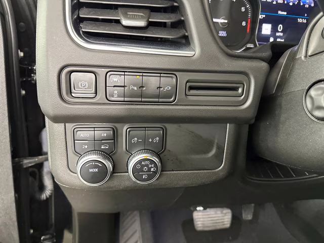 2021 Onyx Black GMC Yukon SLT 4X4 SUV