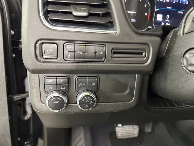 2021 Onyx Black GMC Yukon SLT 4X4 SUV