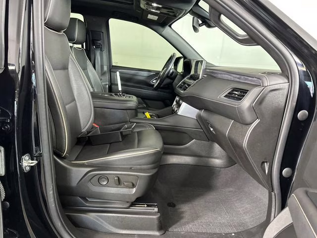 2021 Onyx Black GMC Yukon SLT 4X4 SUV