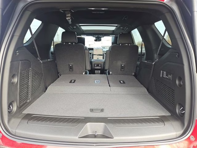 2026 Volcanic Red Tintcoat GMC Yukon Elevation 4X4 SUV
