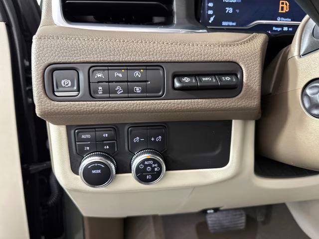 2024 Frosted Pine Metallic GMC Yukon Denali 4X4 SUV