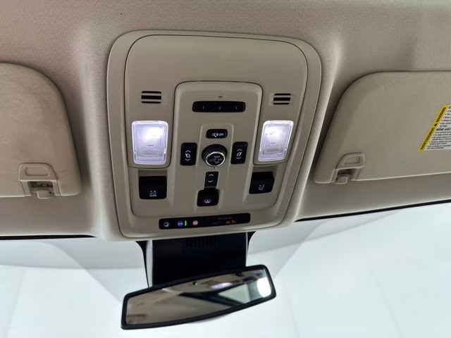 2024 Frosted Pine Metallic GMC Yukon Denali 4X4 SUV