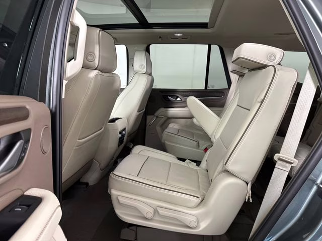 2024 Frosted Pine Metallic GMC Yukon Denali 4X4 SUV