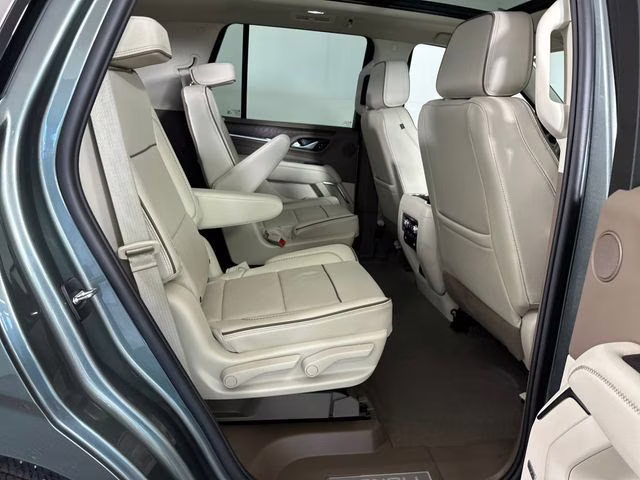2024 Frosted Pine Metallic GMC Yukon Denali 4X4 SUV