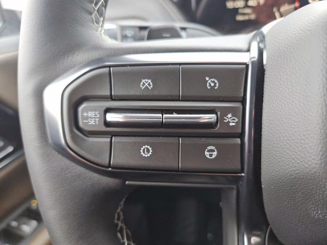2026 Glacier White Tricoat GMC Yukon Denali Ultimate 4X4 SUV