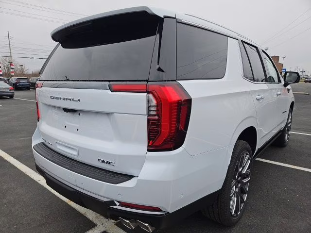 2026 Glacier White Tricoat GMC Yukon Denali Ultimate 4X4 SUV