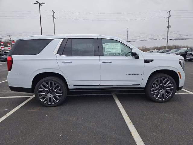 2026 Glacier White Tricoat GMC Yukon Denali Ultimate 4X4 SUV