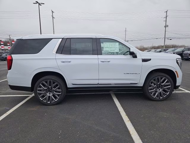 2026 Glacier White Tricoat GMC Yukon Denali Ultimate 4X4 SUV