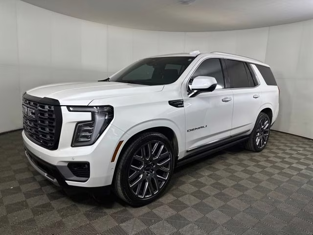 2025 White Frost Tricoat GMC Yukon Denali Ultimate 4X4 SUV