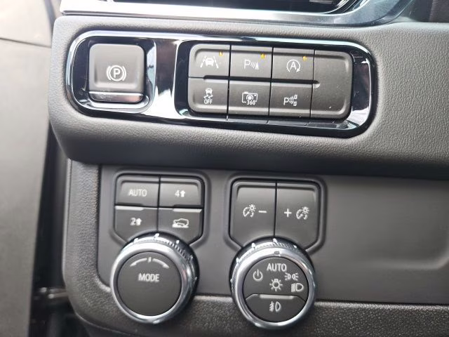 2026 Onyx Black GMC Yukon XL Elevation 4X4 SUV
