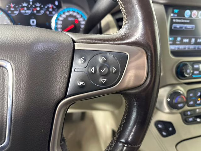 2020 Summit White GMC Yukon XL Denali 4X4 SUV