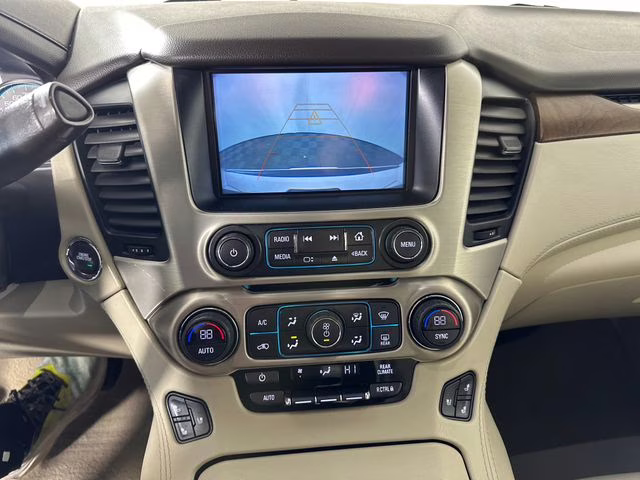 2020 Summit White GMC Yukon XL Denali 4X4 SUV