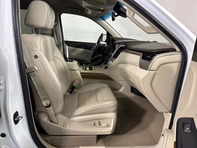 2020 Summit White GMC Yukon XL Denali 4X4 SUV