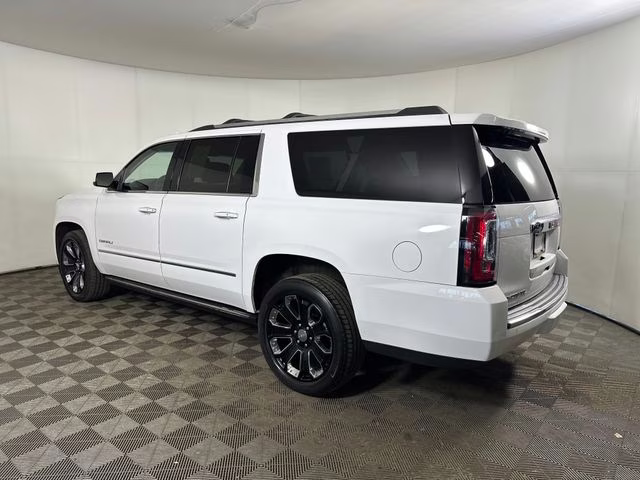 2020 Summit White GMC Yukon XL Denali 4X4 SUV