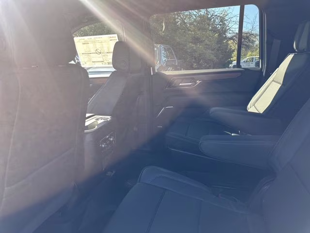 2026 Onyx Black GMC Yukon XL Denali 4X4 SUV
