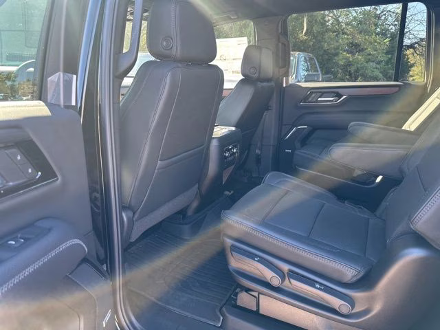 2026 Onyx Black GMC Yukon XL Denali 4X4 SUV