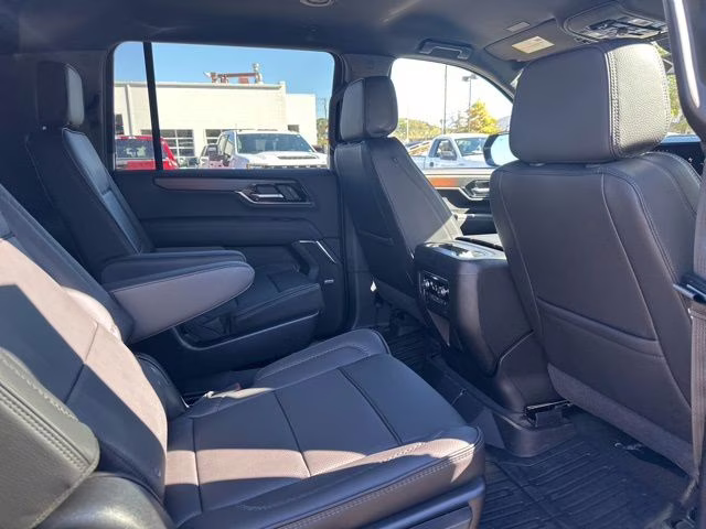 2026 Onyx Black GMC Yukon XL Denali 4X4 SUV