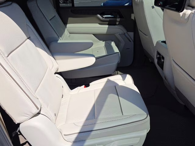 2026 Volcanic Red Tintcoat GMC Yukon XL Denali 4X4 SUV