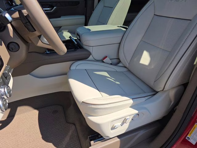 2026 Volcanic Red Tintcoat GMC Yukon XL Denali 4X4 SUV