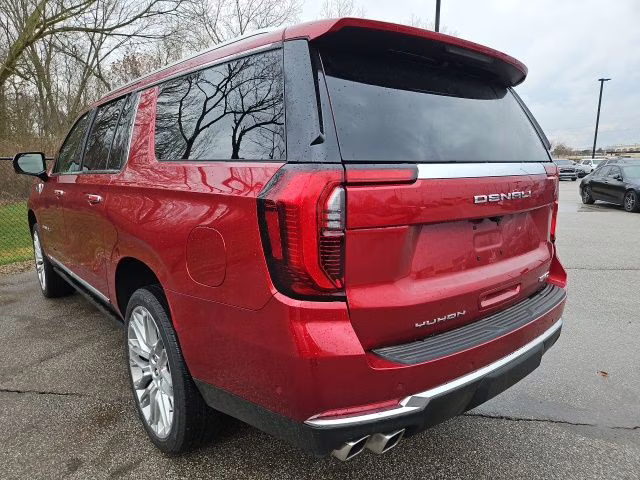 2026 Volcanic Red Tintcoat GMC Yukon XL Denali 4X4 SUV