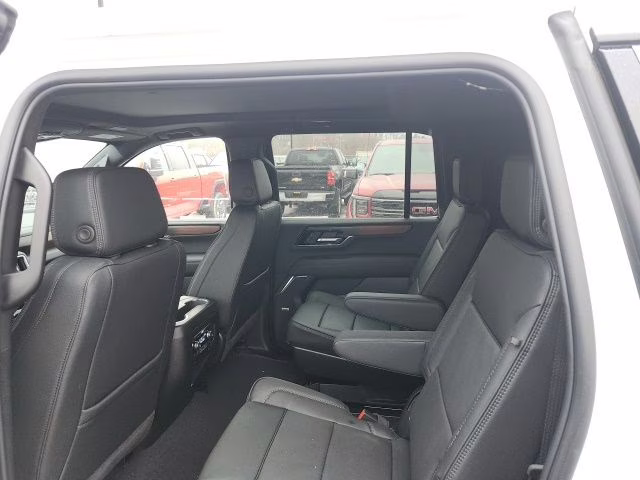2026 Summit White GMC Yukon XL Denali 4X4 SUV