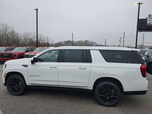 2026 Summit White GMC Yukon XL Denali 4X4 SUV