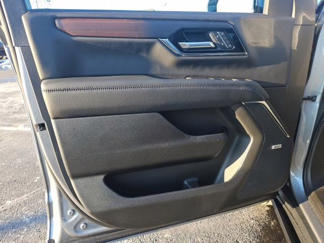 2026 Sterling Metallic GMC Yukon XL Denali 4X4 SUV