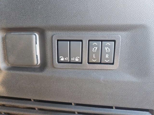 2026 Sterling Metallic GMC Yukon XL Denali 4X4 SUV