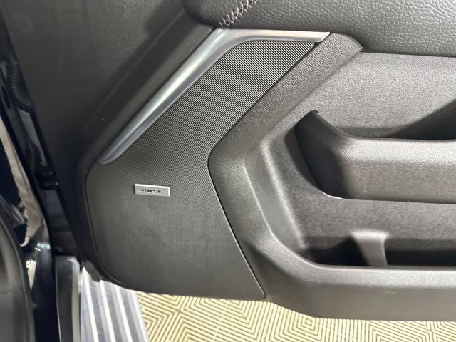 2021 Onyx Black GMC Yukon XL Denali 4X4 SUV