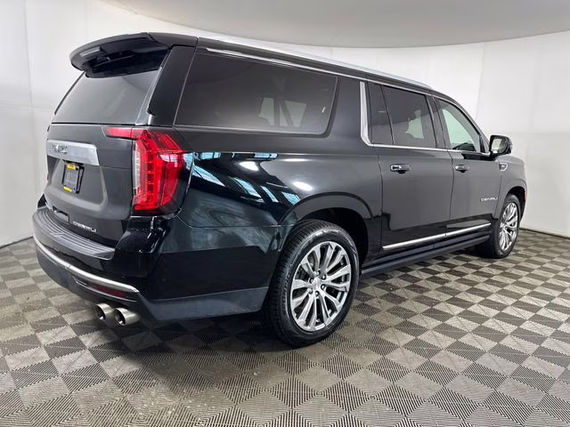 2021 Onyx Black GMC Yukon XL Denali 4X4 SUV