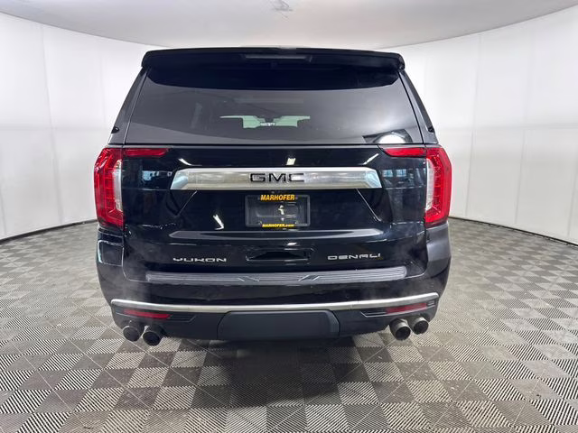 2021 Onyx Black GMC Yukon XL Denali 4X4 SUV