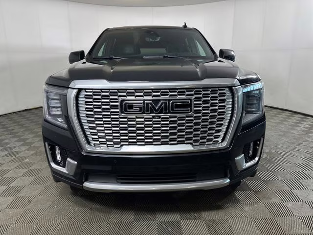 2021 Onyx Black GMC Yukon XL Denali 4X4 SUV