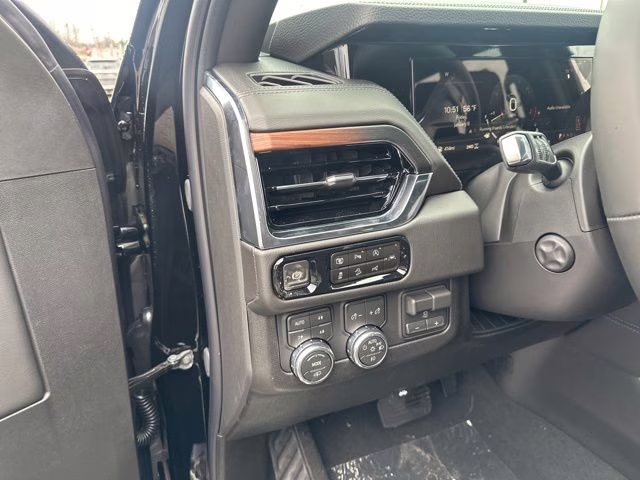 2026 Onyx Black GMC Yukon XL Denali 4X4 SUV