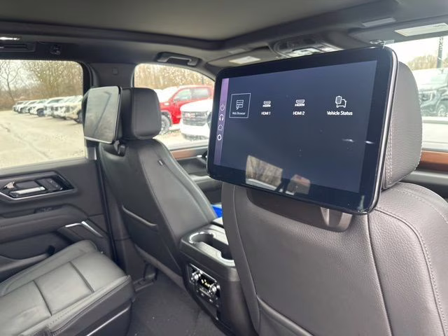 2026 Onyx Black GMC Yukon XL Denali 4X4 SUV