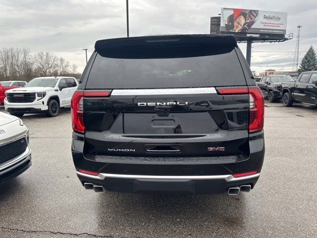 2026 Onyx Black GMC Yukon XL Denali 4X4 SUV